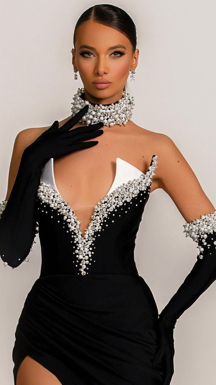 Black V-Neck Halter Half Sleeves Beadings Split Evening Dress