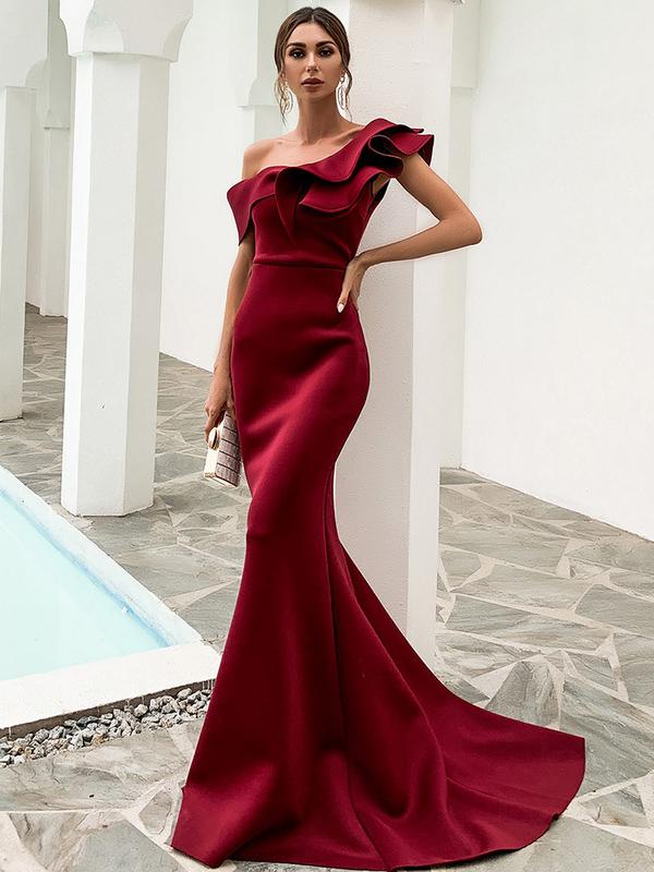 Trailing Fishtail Toast Dresses
