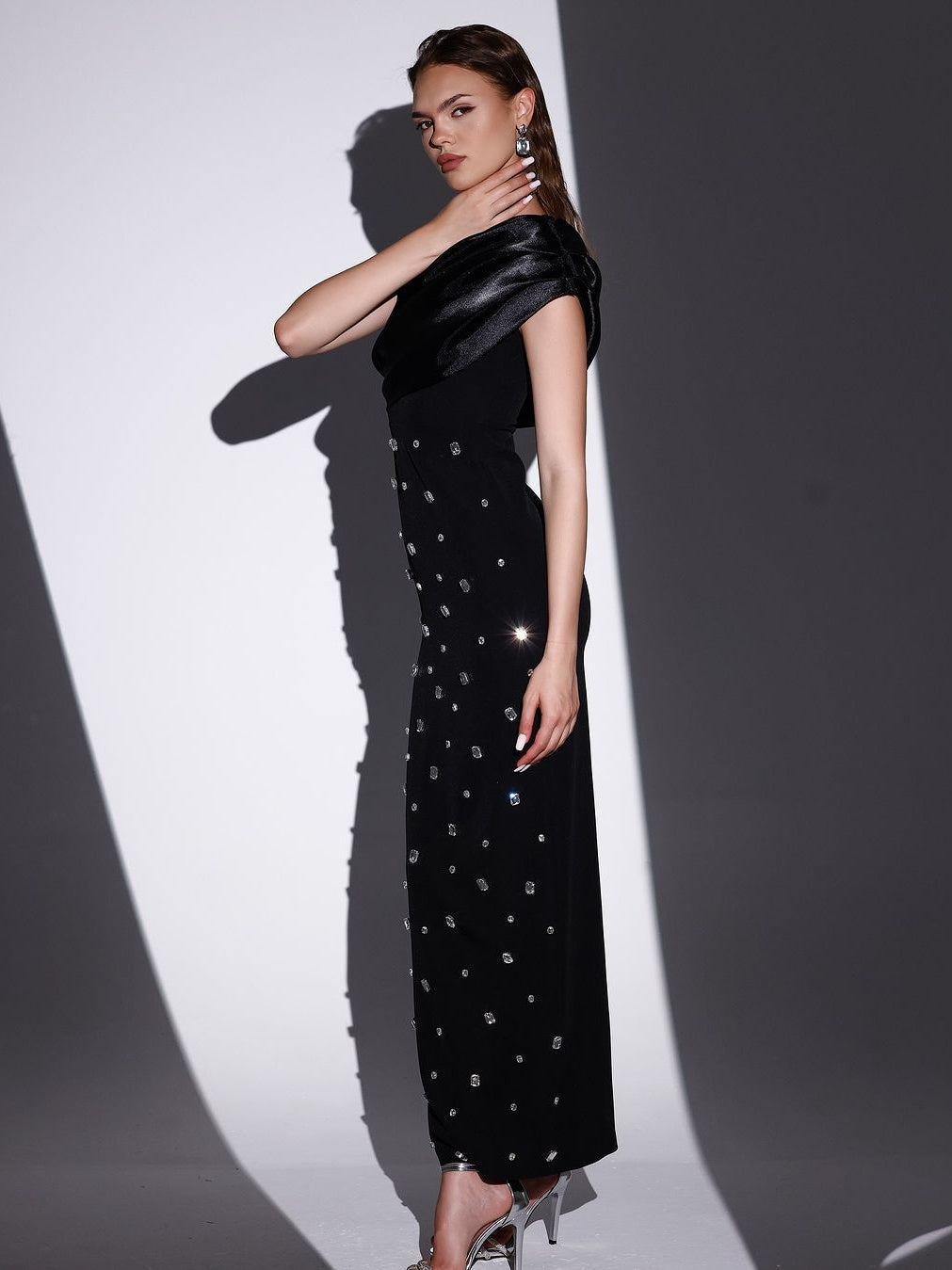 Off-Shoulder Diamond Bandage Evening Dress