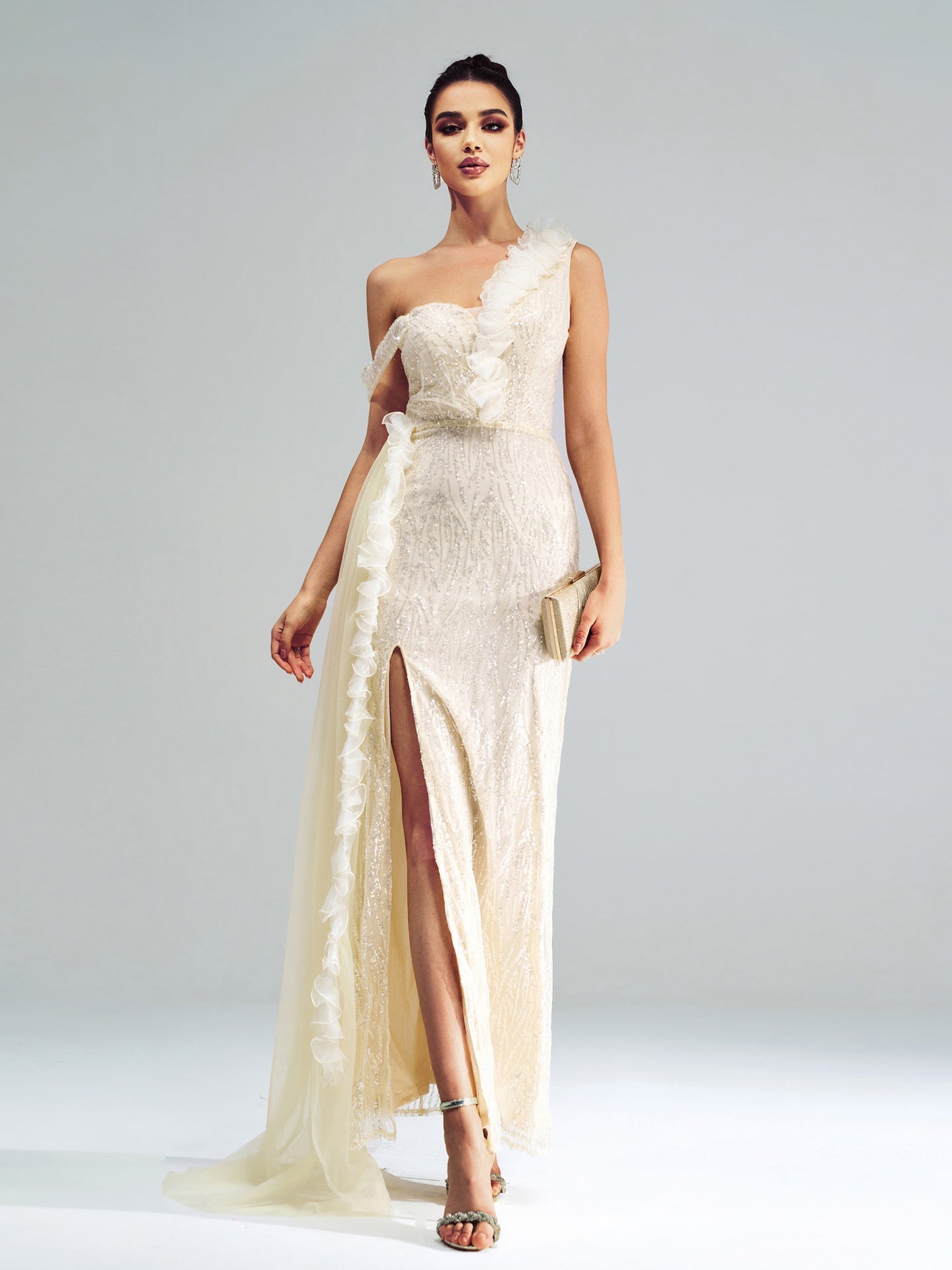 Sleeveless Asymmetric Neck Banquet Evening Gown