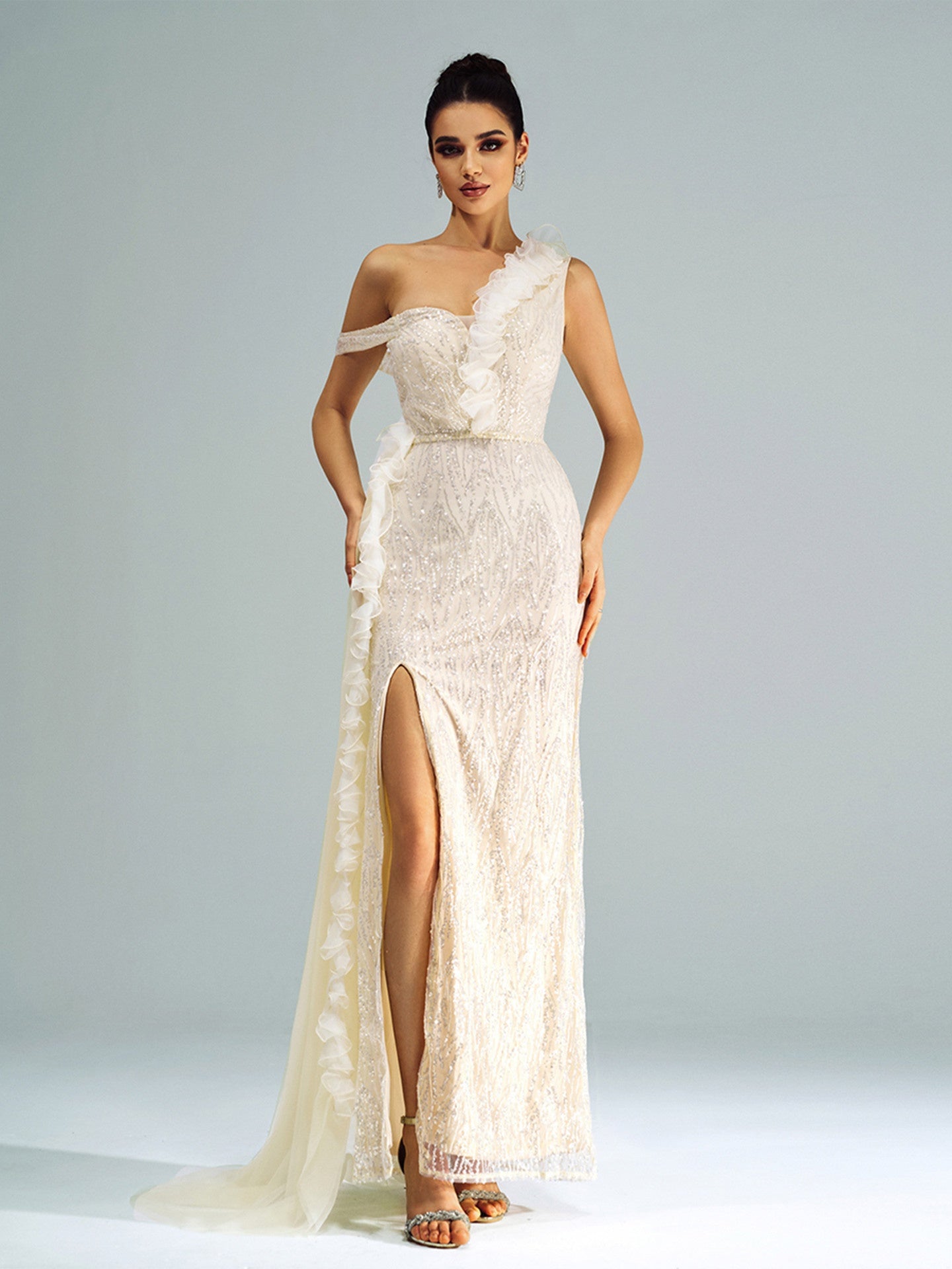 Sleeveless Asymmetric Neck Banquet Evening Gown